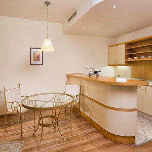 Hotel Mamaison Residence Izabella Budapest cazare Budapest