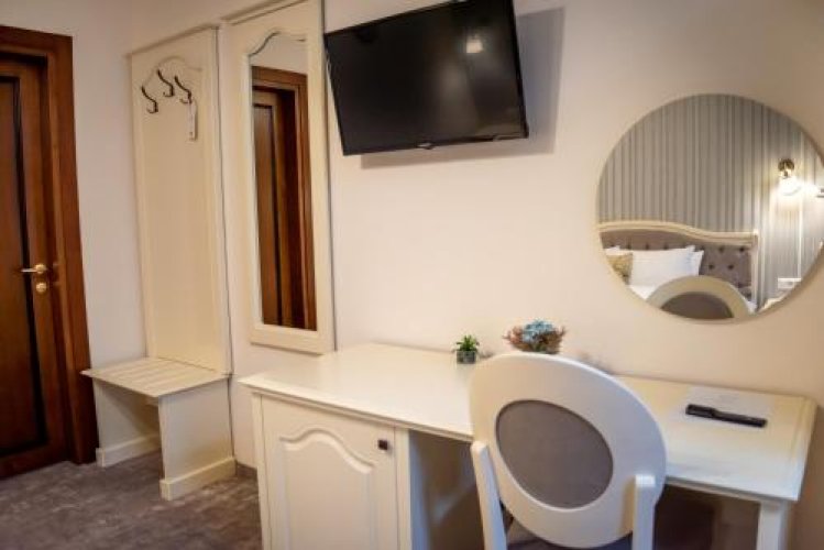 Ana Boutique