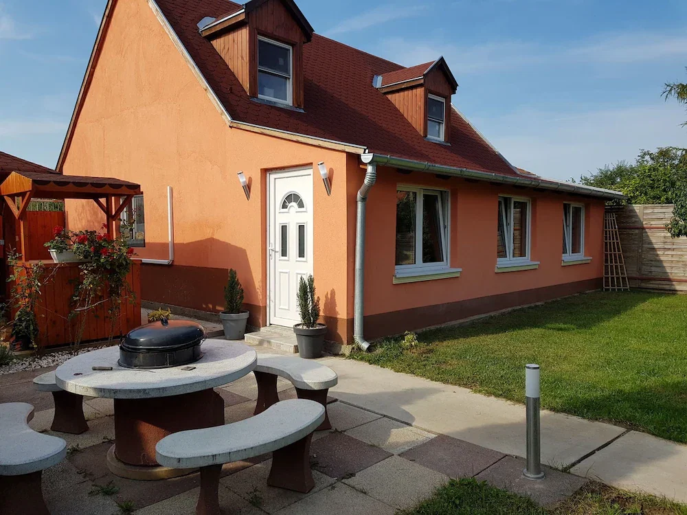 Airport16 B&B