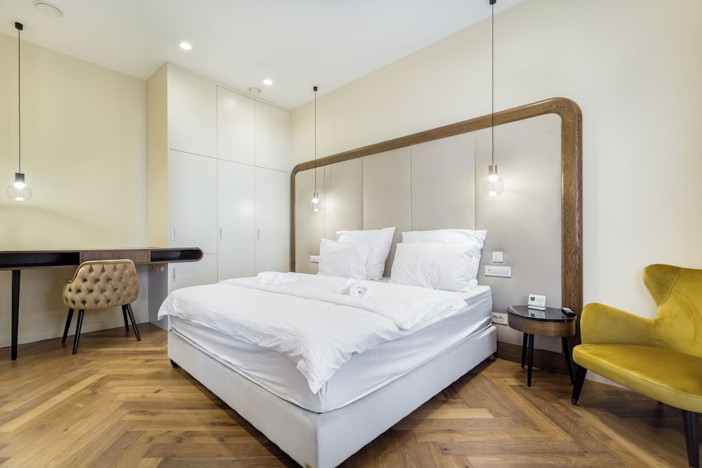 Budapest Eye Boutique Suites By Bqa