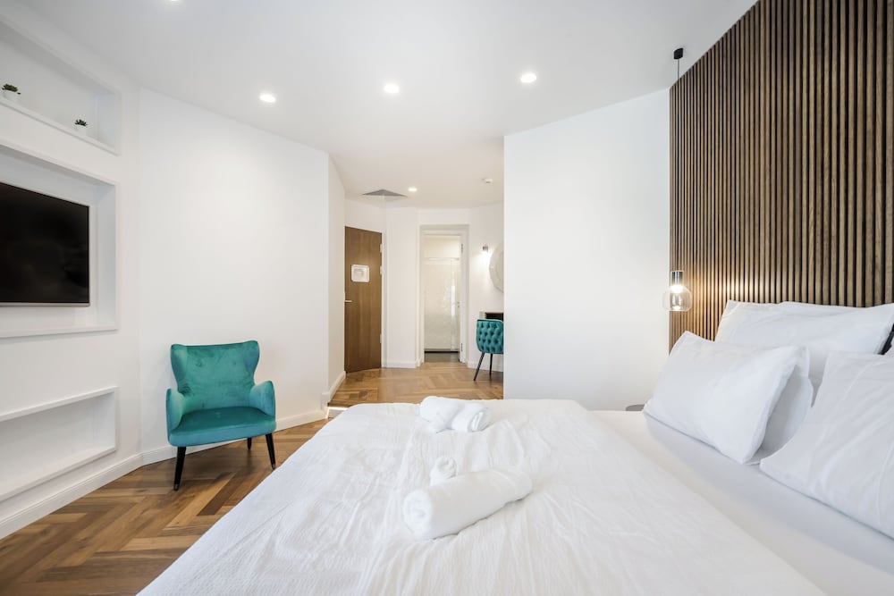 Budapest Eye Boutique Suites By Bqa