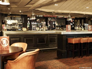 Hotel Village Hotel Cardiff cazare Cardiff