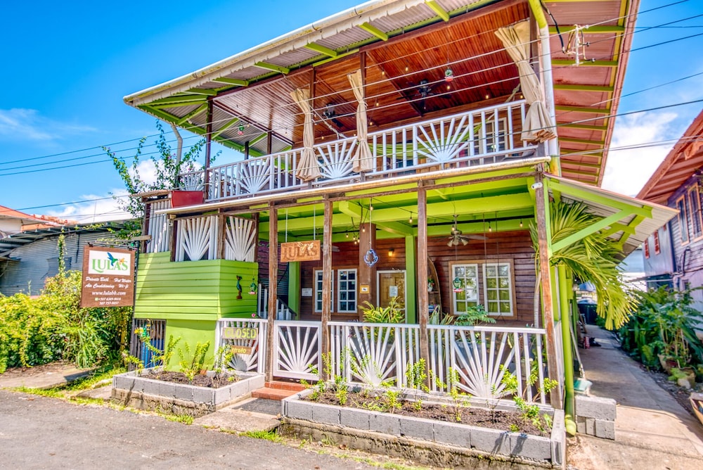 Hotel Lulas Bed And Breakfast
