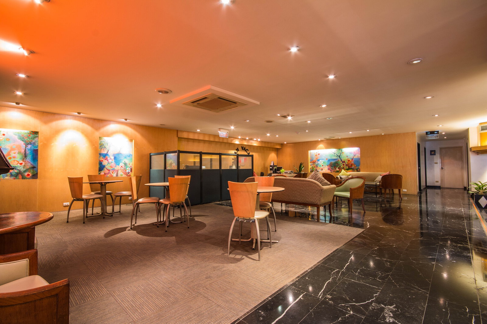 Tai-Pan Hotel