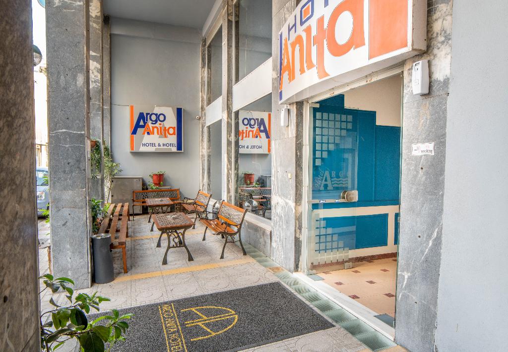 Anita Hotel