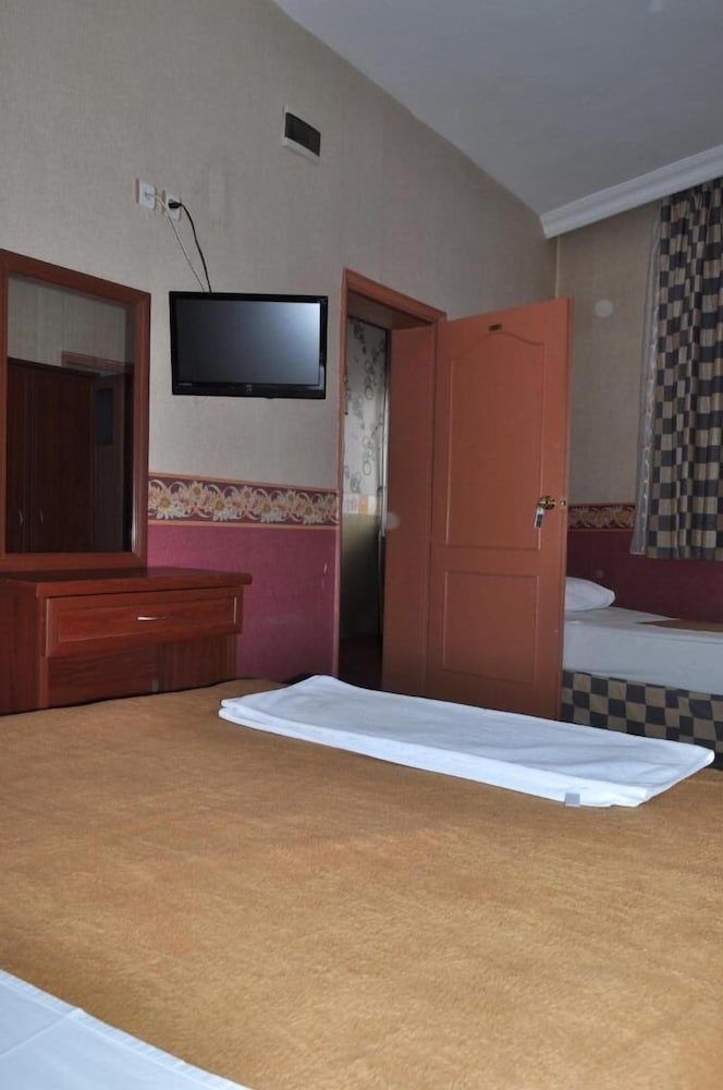 Hotel Saray Hotel