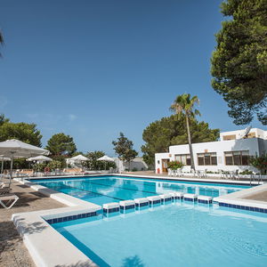 Hotel Bungalows Es Pins cazare Formentera