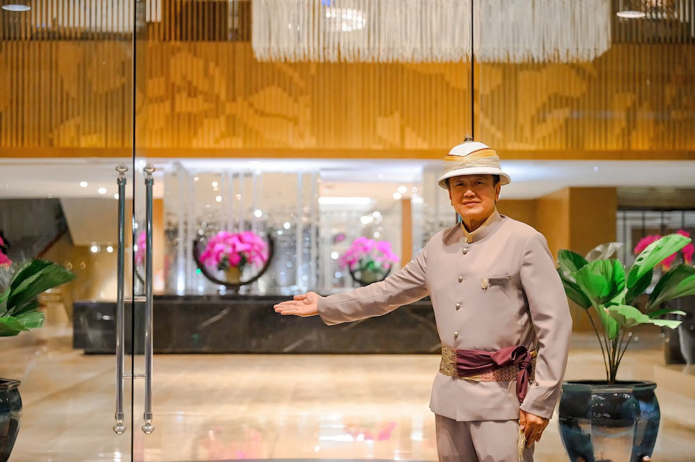 Centara Grand At Central Plaza Ladprao Bangkok