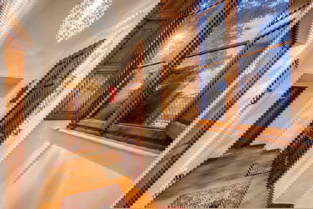 Hotel Aweshome Tower Guesthouse