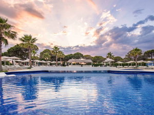 Hotel Mövenpick Hotel Lalez Durres cazare Durres