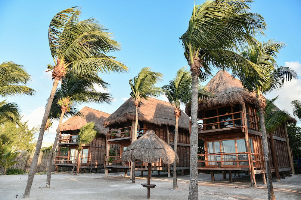 Hotel Blue Holbox Beach Front