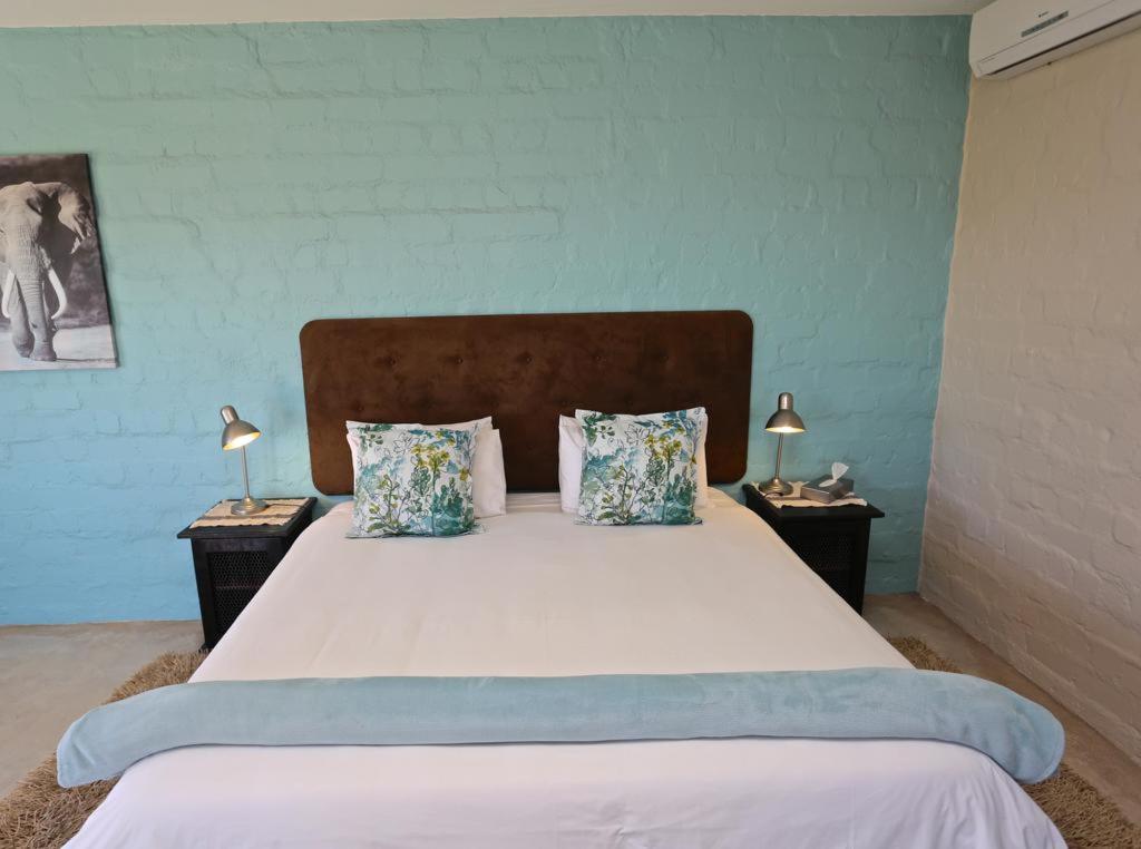 Hotel River Crossing Lodge
