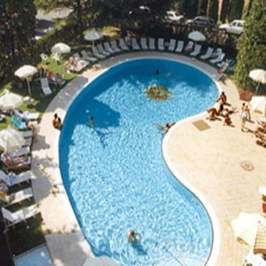 Hotel Continental cazare Garda