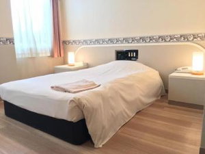 Hotel Business Hotel La Firenze cazare Tokyo
