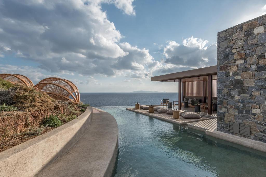 Acro Suites (Adults Only)