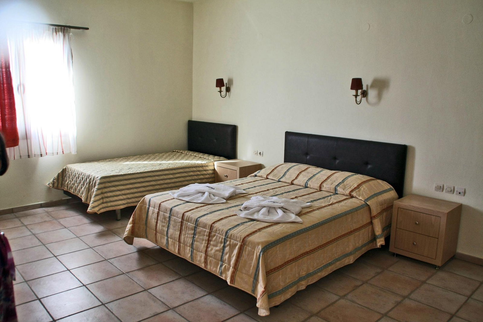 Eleonora Hotel