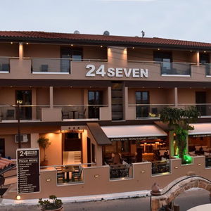 Hotel 24Seven Malia cazare Malia