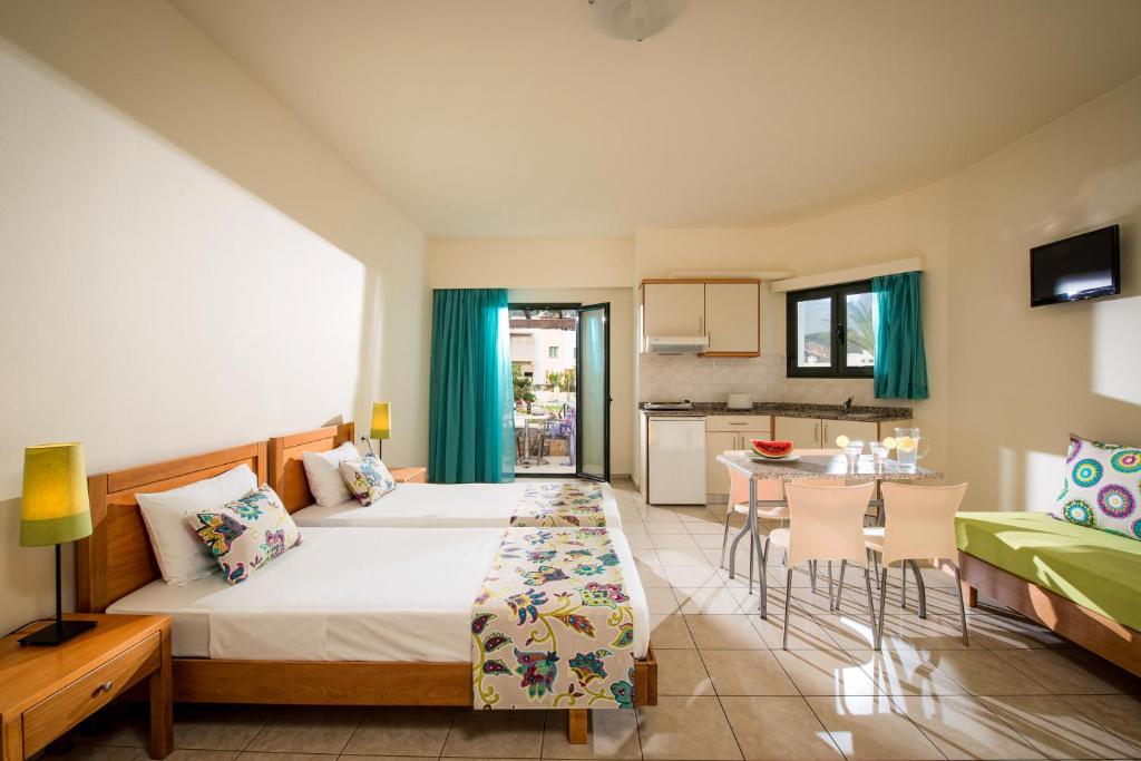 dal travel Kristalli Hotel Apts
