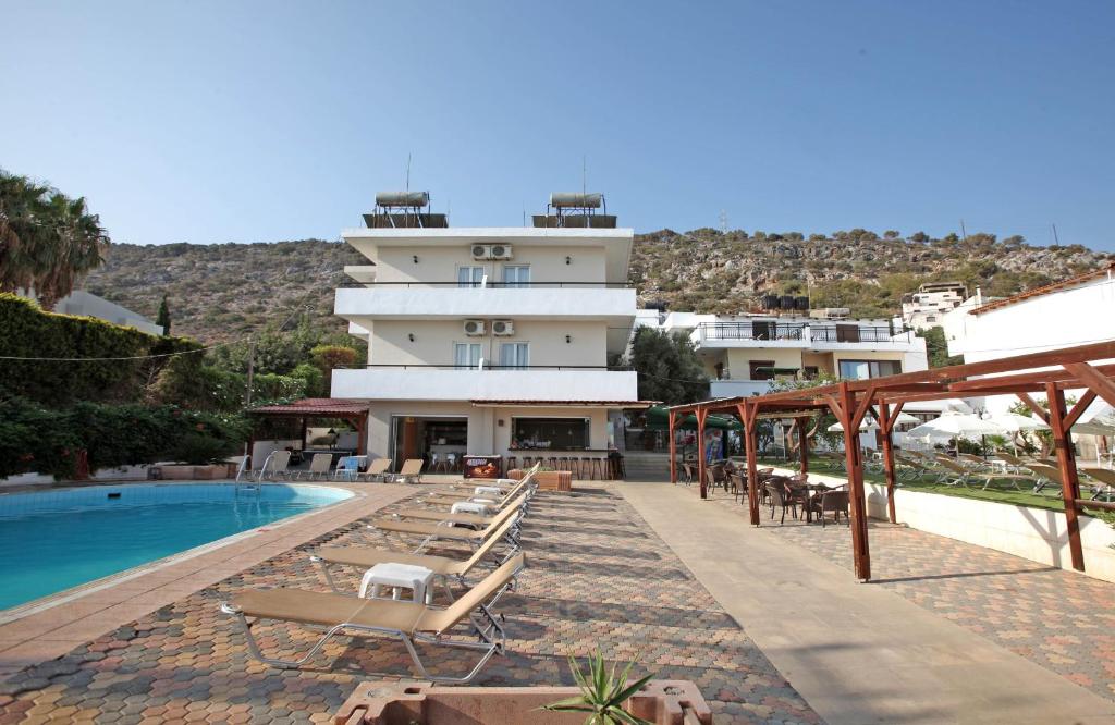 dal travel Iraklis Apartments Stalis