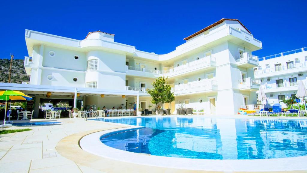 Hotel Pela Sofia Apartments