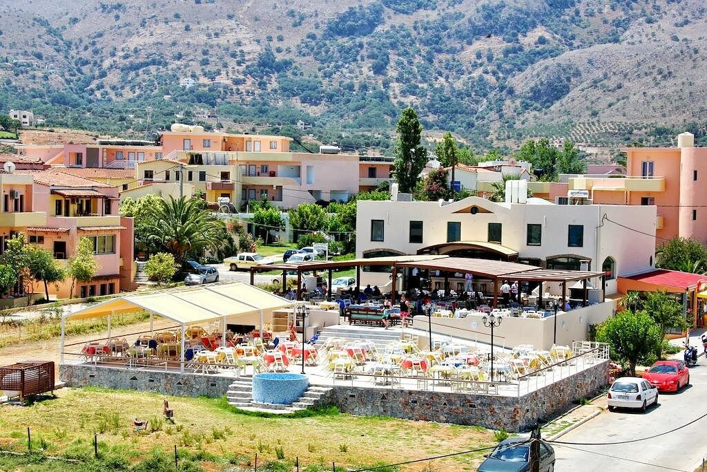 Hotel Fereniki Resort