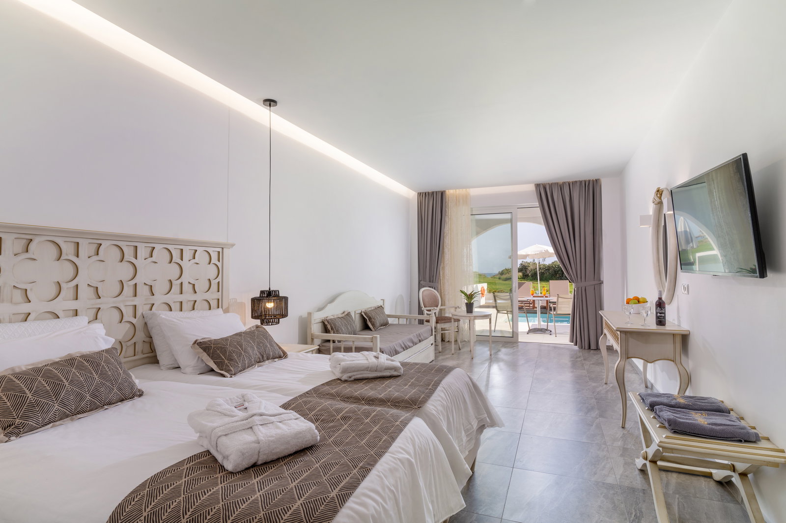 Delfina Tropic Beach