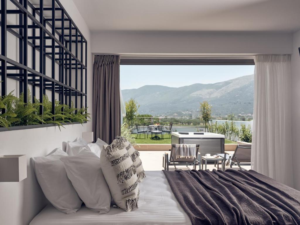 dal travel Letsos Hotel