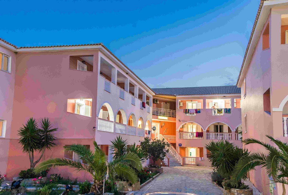 dal travel Savvas Hotel