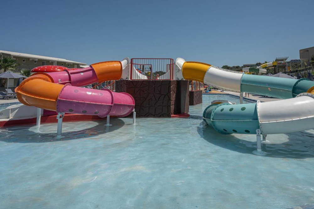 Caretta Paradise Resort & Waterpark