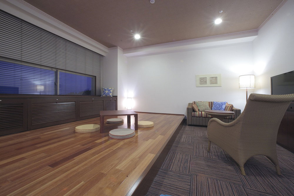 Spa Resort Hawaiians Monolith Tower