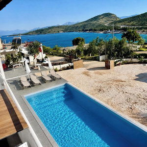 Hotel Full Moon Apartments cazare Ksamil