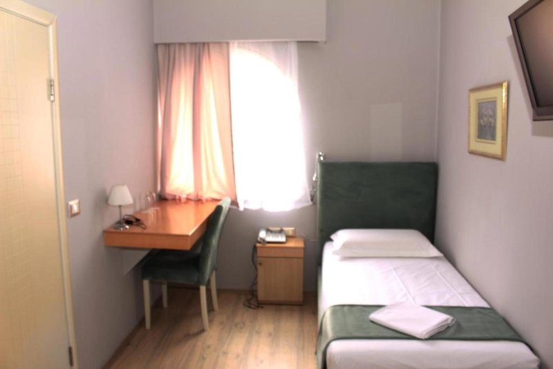 Theranda Boutique Hotel