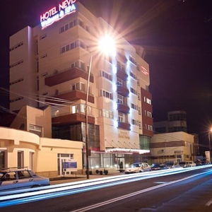 Hotel Nevis cazare Oradea