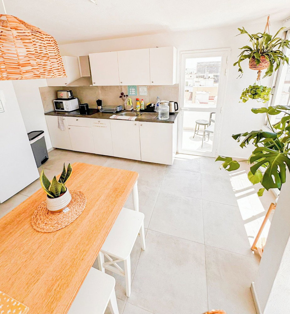 Hotel Cisne By Nest Hostel