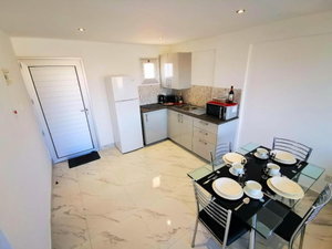 Hotel Nissi Adonis Suites cazare Ayia Napa