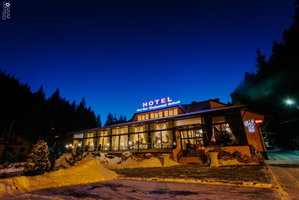 Hotel Lacu Rosu cazare Lacu Rosu