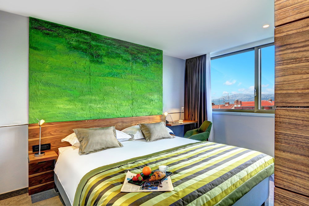 Horizon Luxury Suites