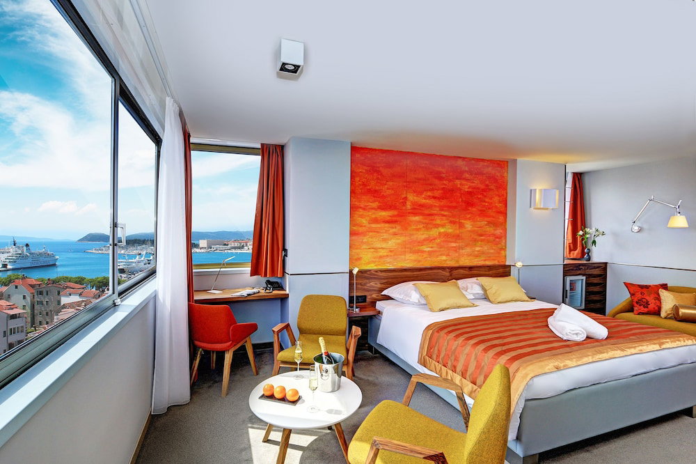 Horizon Luxury Suites