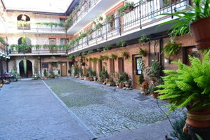 Hotel Hanul Fullton cazare Cluj-Napoca