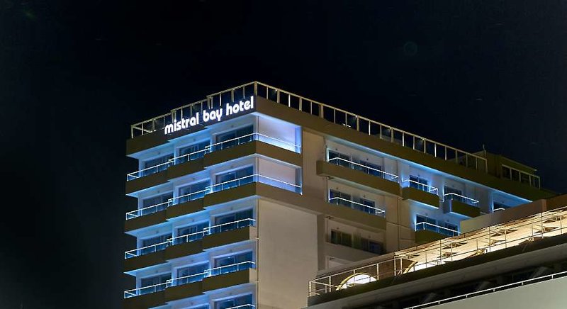 Mistral Bay Hotel