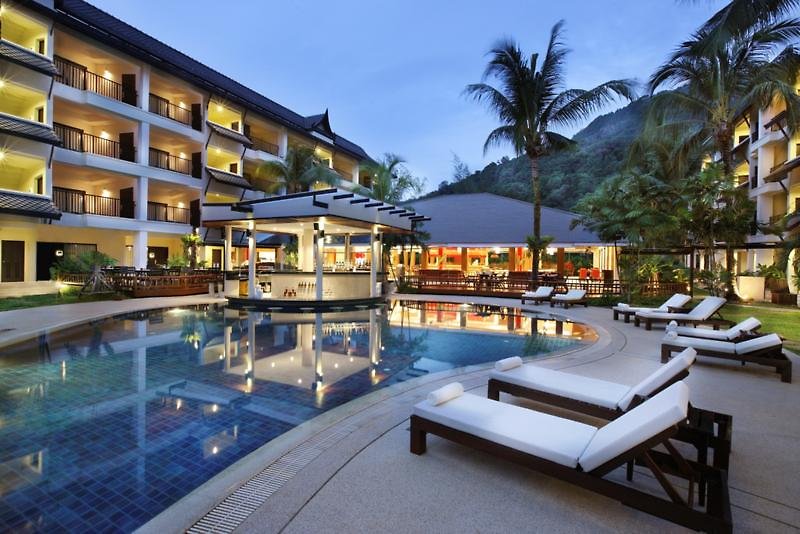 Radisson Resort And Suites Phuket