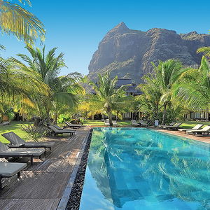 Hotel Dinarobin Beachcomber Golf Resort & Spa cazare Case Noyale