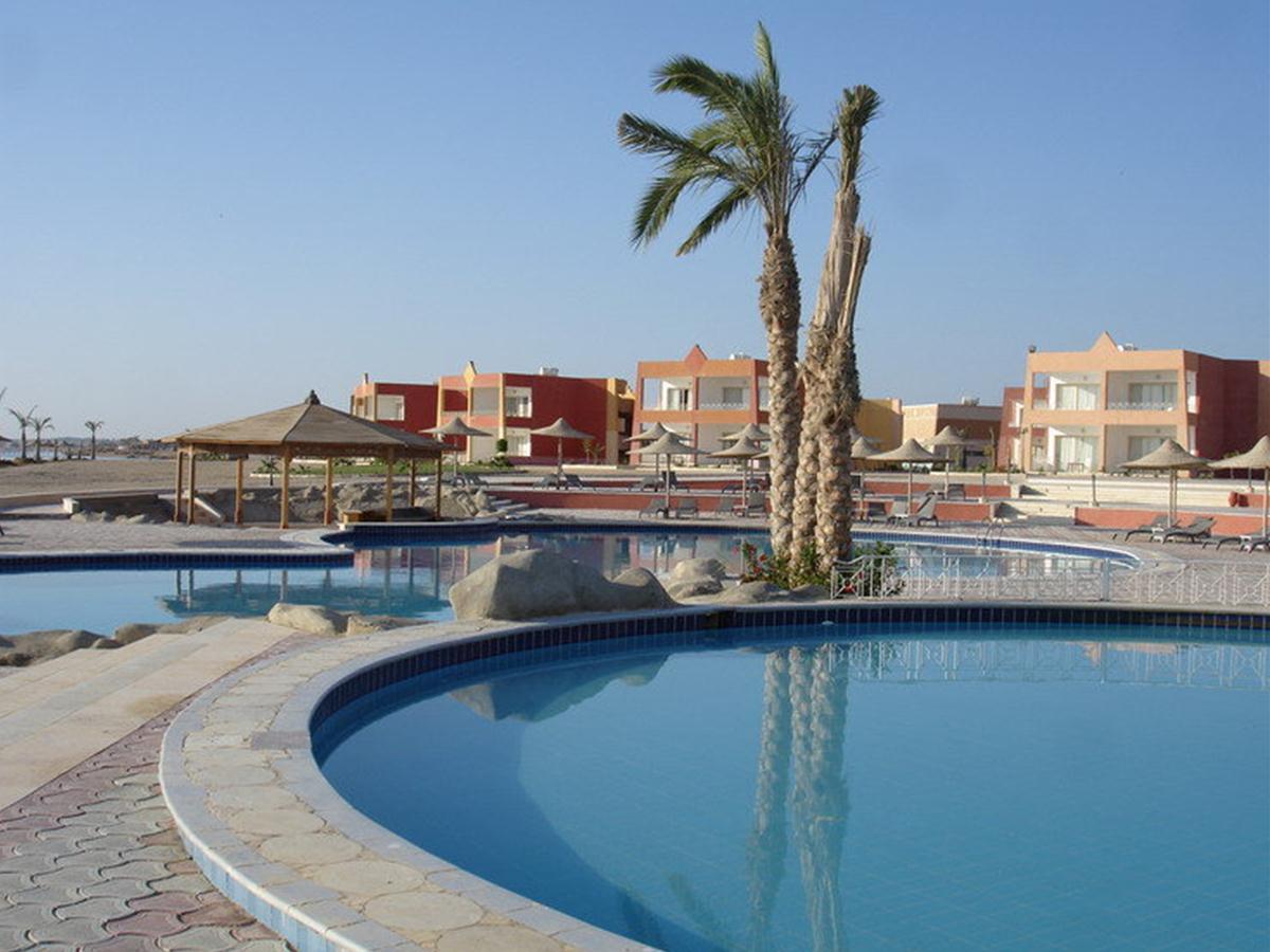 Shoni Bay