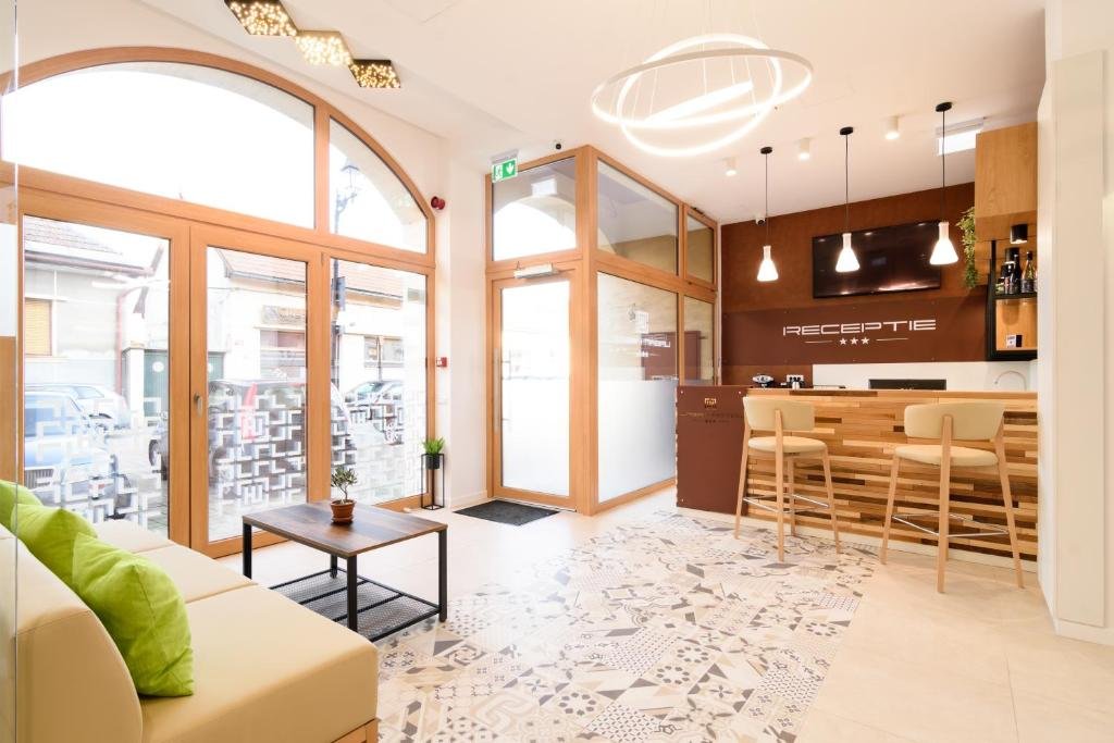 Urban Hotel