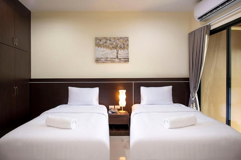 Thip Thip Hotel