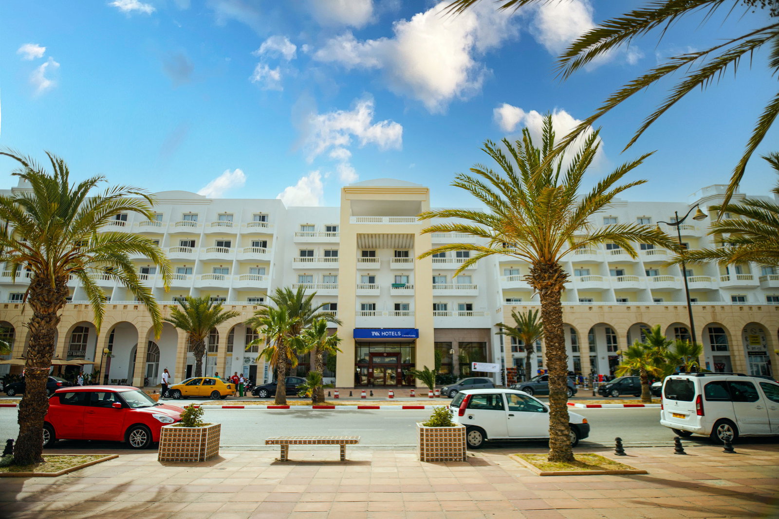 Hotel Tmk L'atrium Yasmine By Turismark