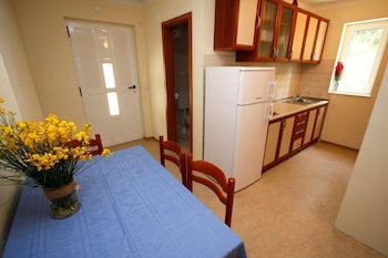 Hotel Apartments Adriatic Blue With Pool