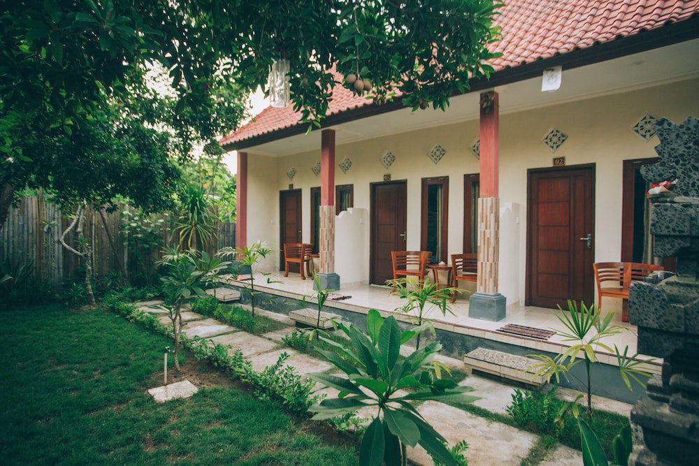Hotel Nerima Huts Lembongan