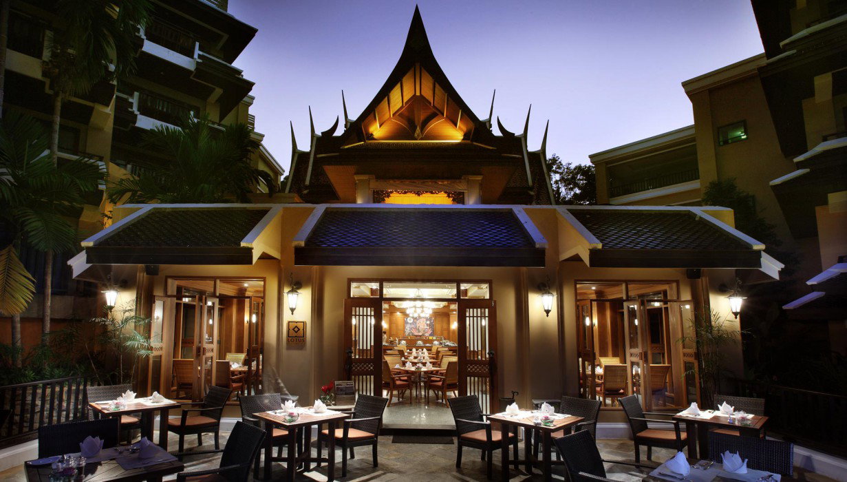 Amari Vogue Resort
