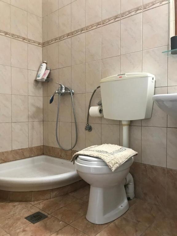 Hotel Georgia’s Cozy Rooms #4